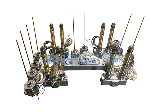 针阀式快餐盒热流道